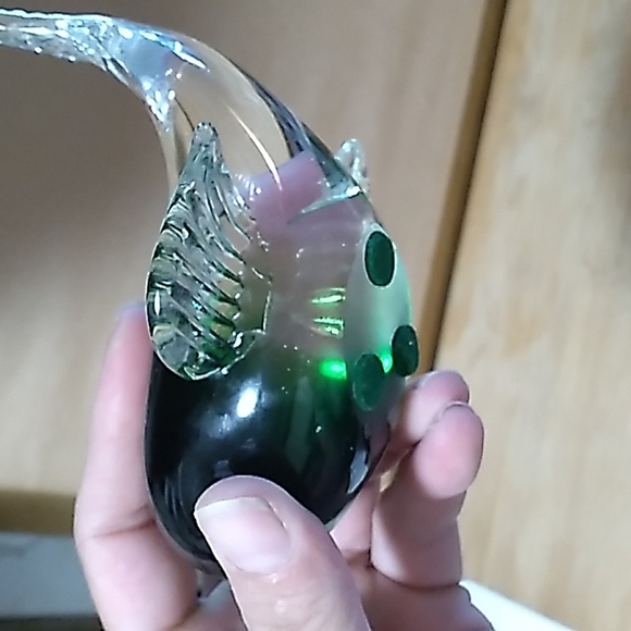 BEAUTIFUL HANDBLOWN GLASS DOPHIN - Picture 6 of 7